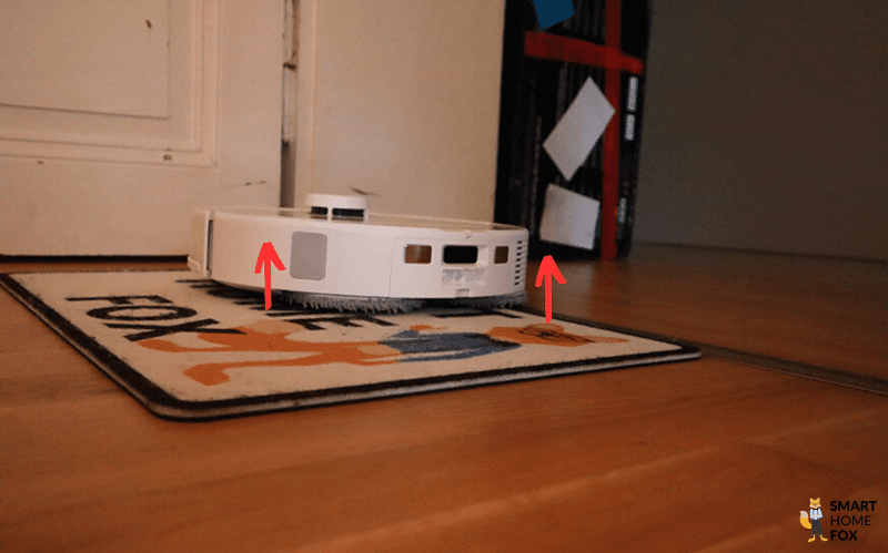 алфетки Roborock Q Revo MaxV поднимаются при движении по ковру